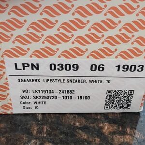 Fabletics White Sneakers